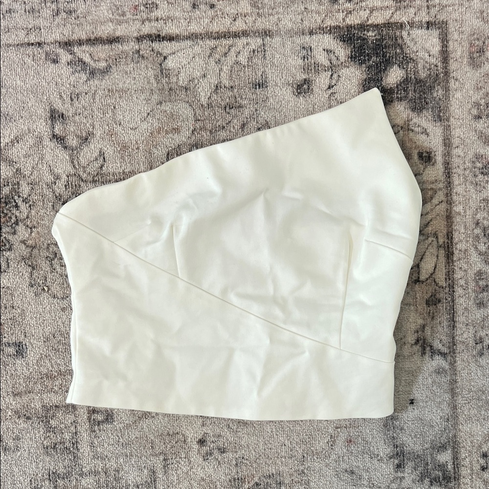Superdown Ivory Asymmetrical Strapless Top